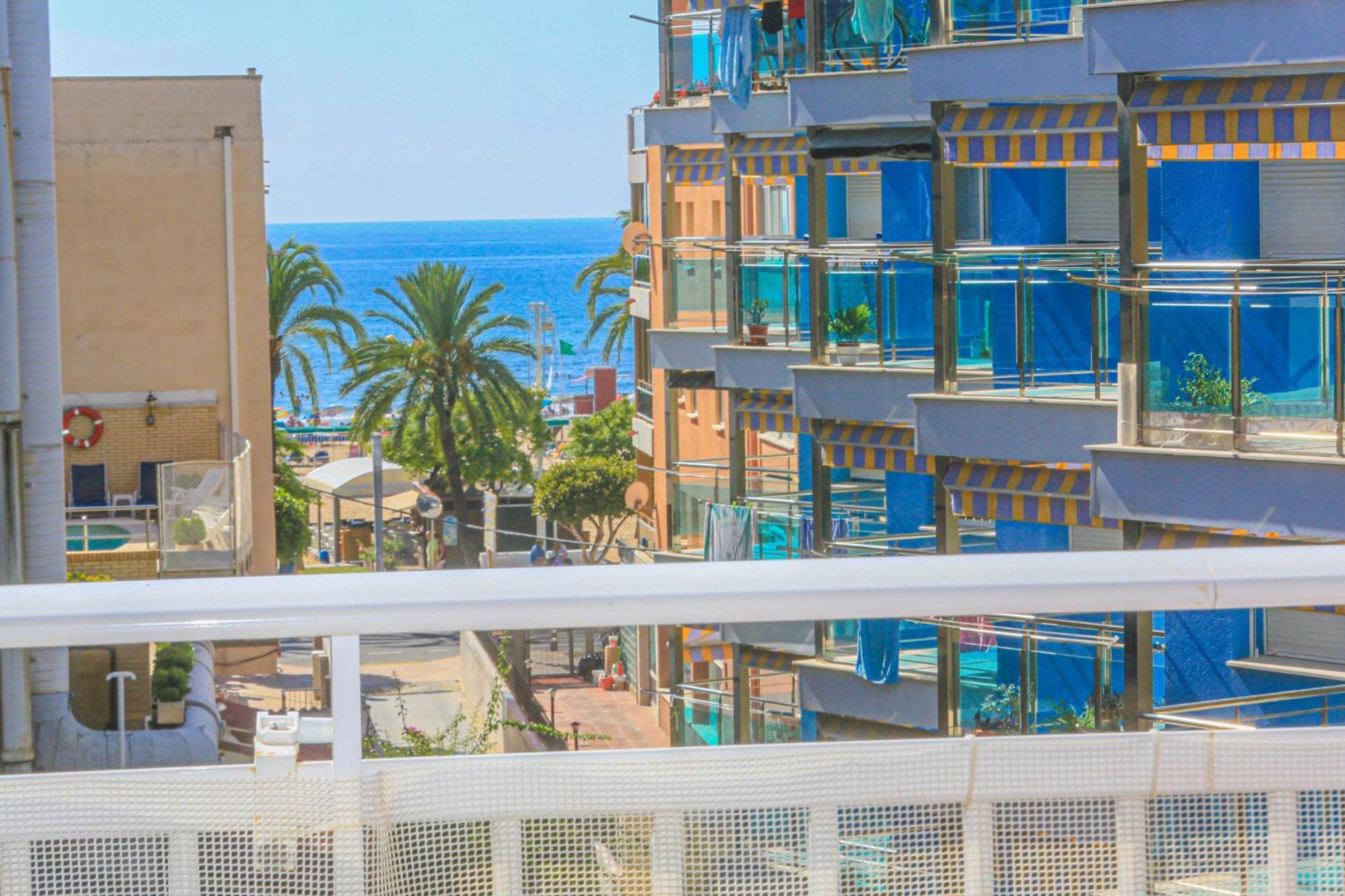 Mar Azul Litoral - Costa Dorada Apartment กัมบริลส์ ภายนอก รูปภาพ